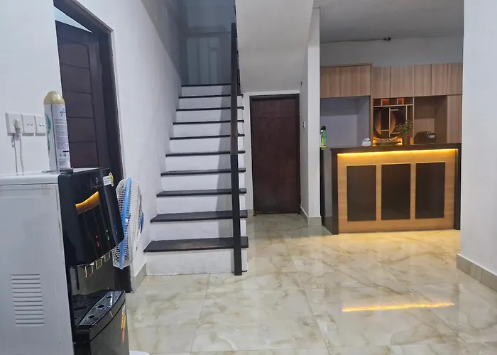 3 Bed Entire House In Jembrana